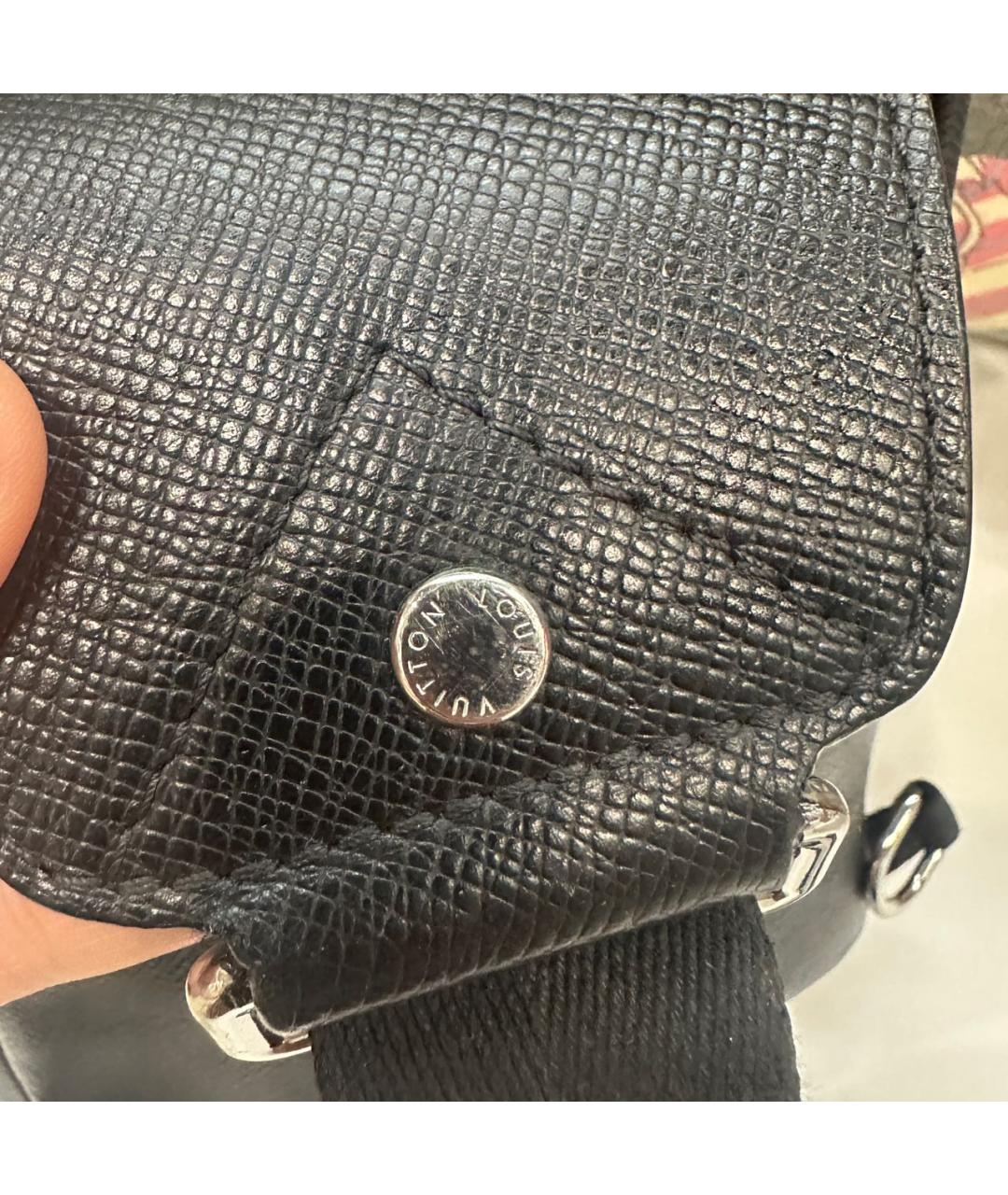 LOUIS VUITTON Черная кожаная сумка на плечо, фото 7
