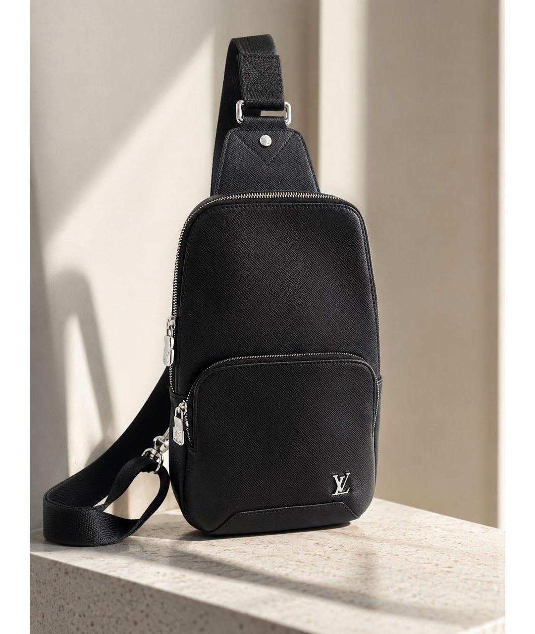 LOUIS VUITTON Черная кожаная сумка на плечо, фото 9