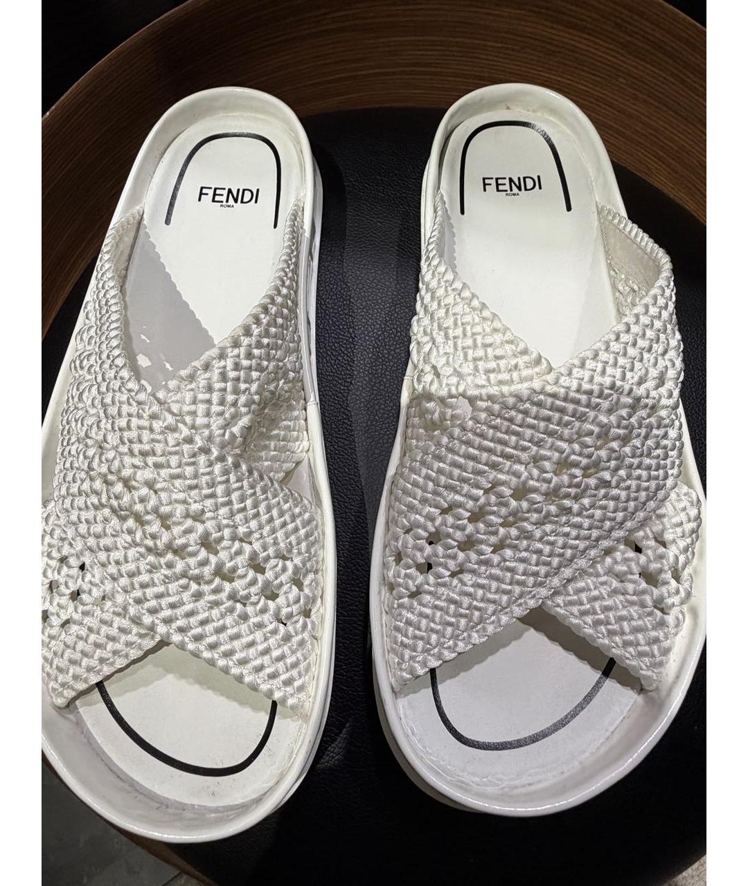 FENDI Белые шлепанцы, фото 3