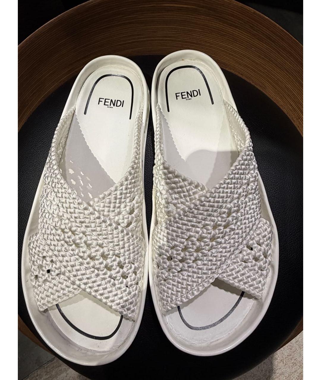 FENDI Белые шлепанцы, фото 4