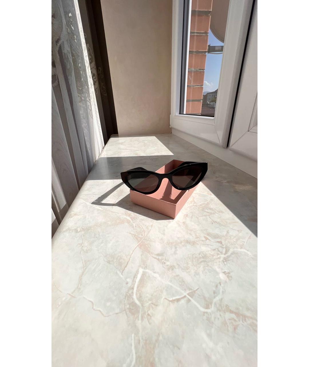 MIU MIU Черные пластиковые солнцезащитные очки, фото 3