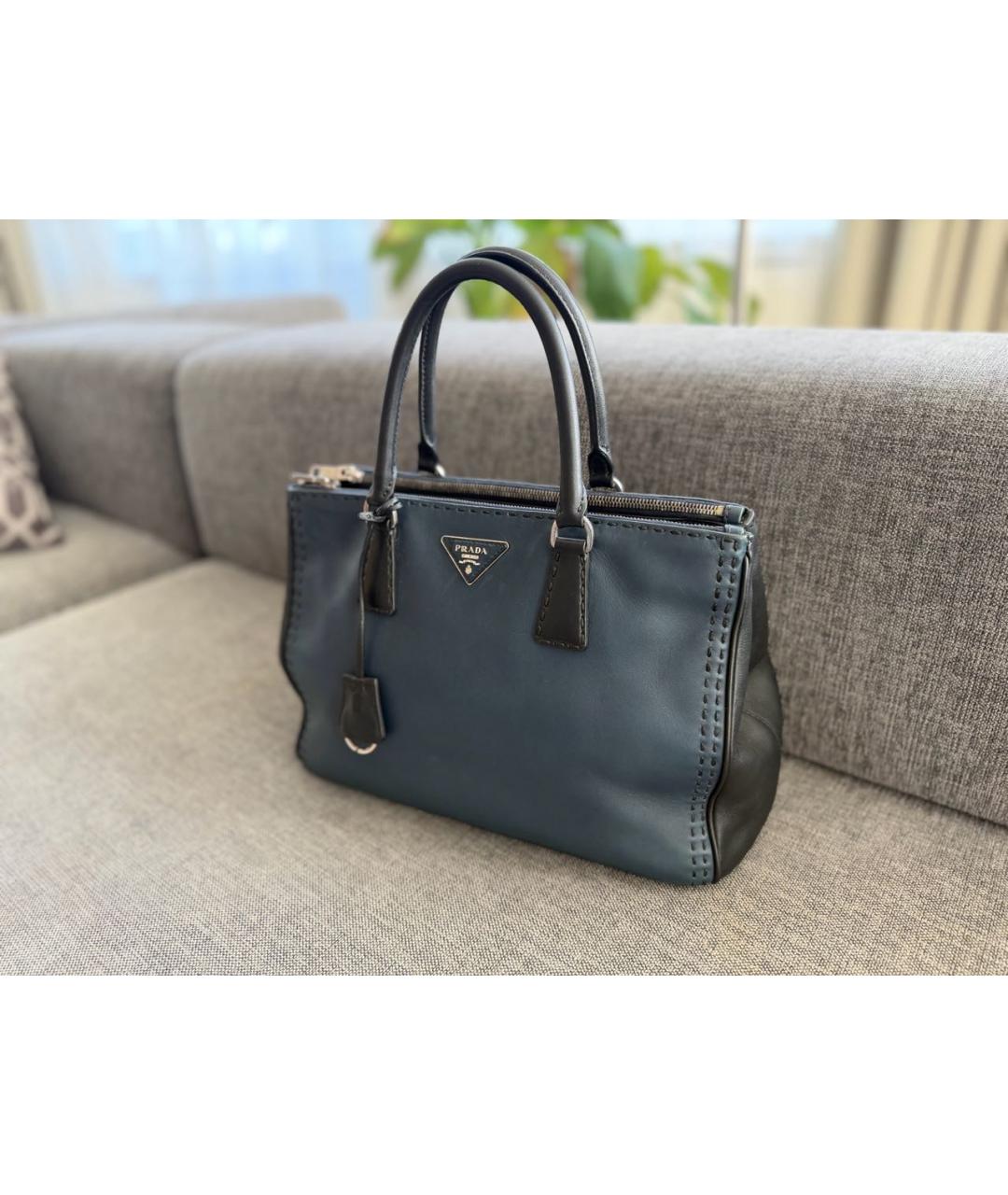 PRADA Темно-синяя кожаная сумка тоут, фото 8