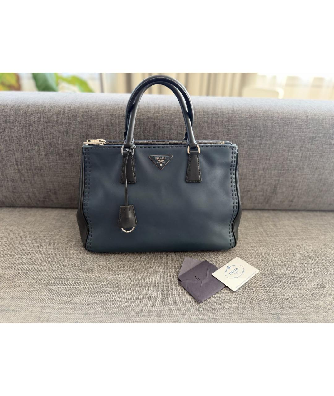 PRADA Темно-синяя кожаная сумка тоут, фото 9