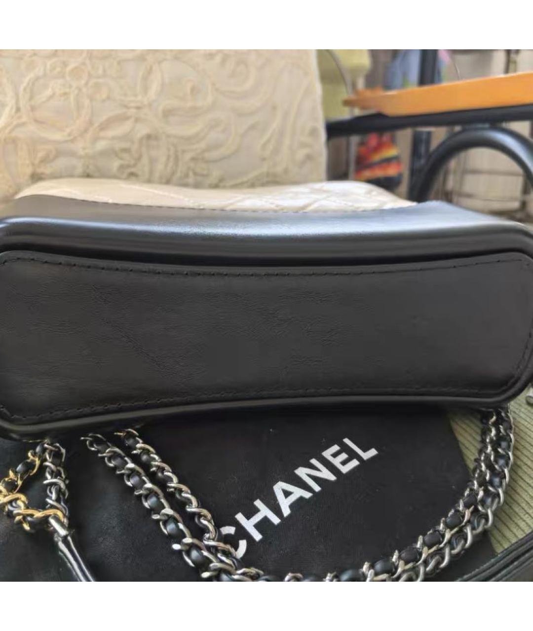 CHANEL Бежевая кожаная сумка через плечо, фото 4