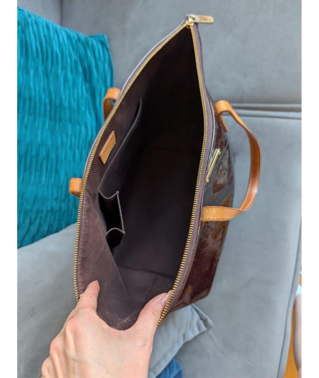 LOUIS VUITTON Бордовая сумка тоут из лакированной кожи, фото 4