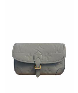 LOUIS VUITTON Сумка через плечо