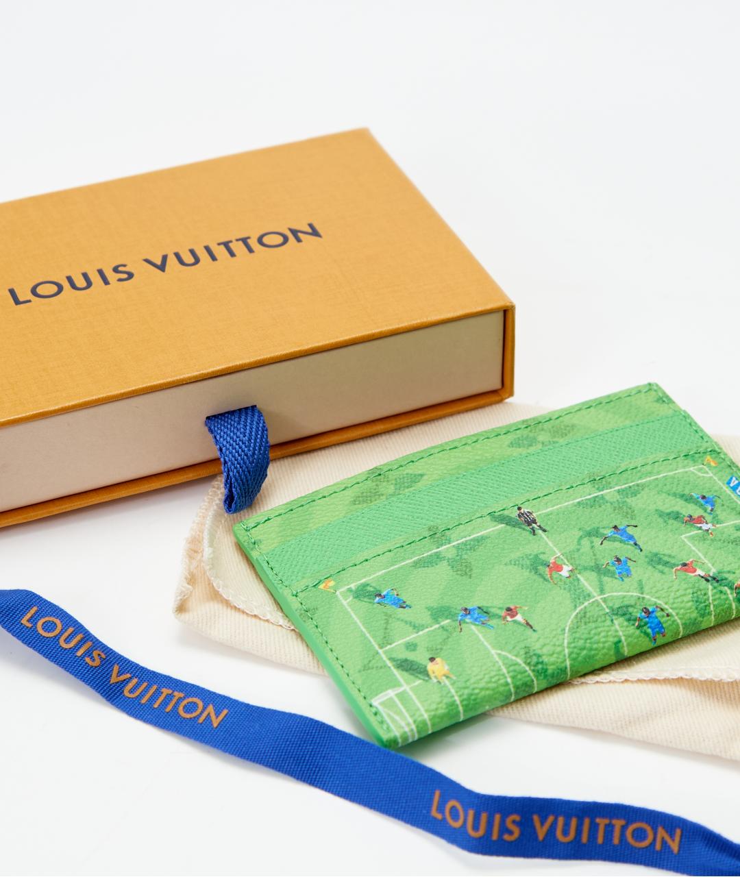 LOUIS VUITTON Зеленый кожаный кардхолдер, фото 7