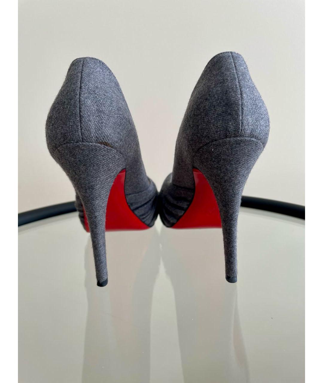 CHRISTIAN LOUBOUTIN Серые текстильные туфли, фото 3