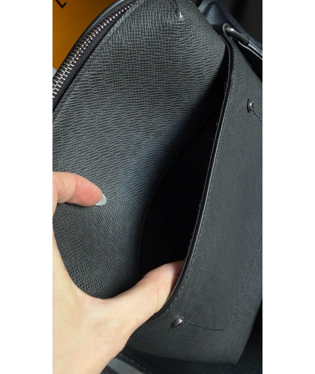 LOUIS VUITTON Антрацитовая кожаная сумка на плечо, фото 6