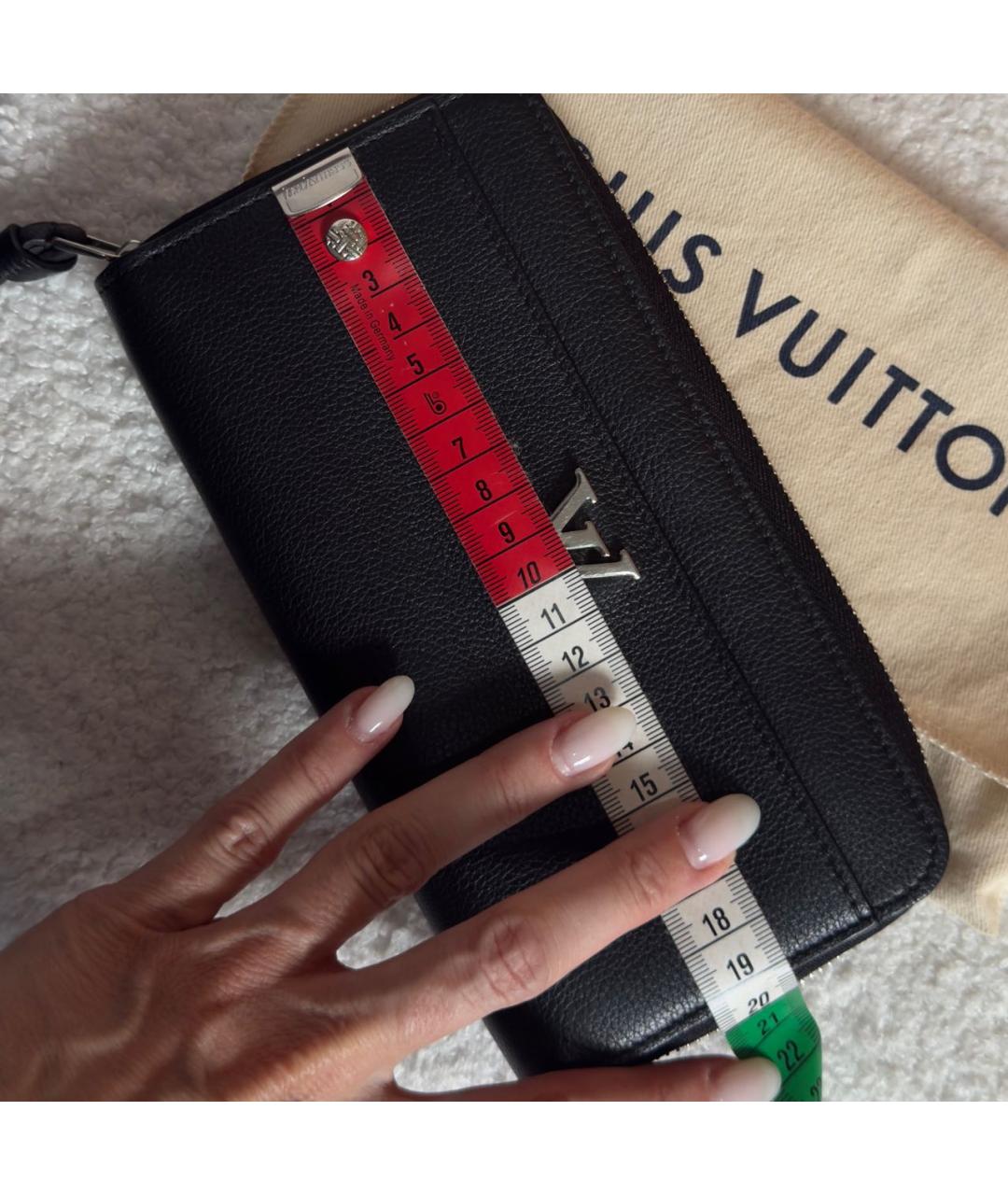 LOUIS VUITTON Черный кожаный кошелек, фото 8