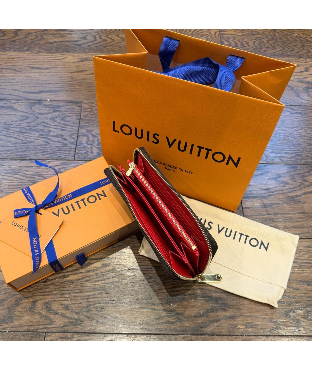 LOUIS VUITTON Коричневый кошелек, фото 4