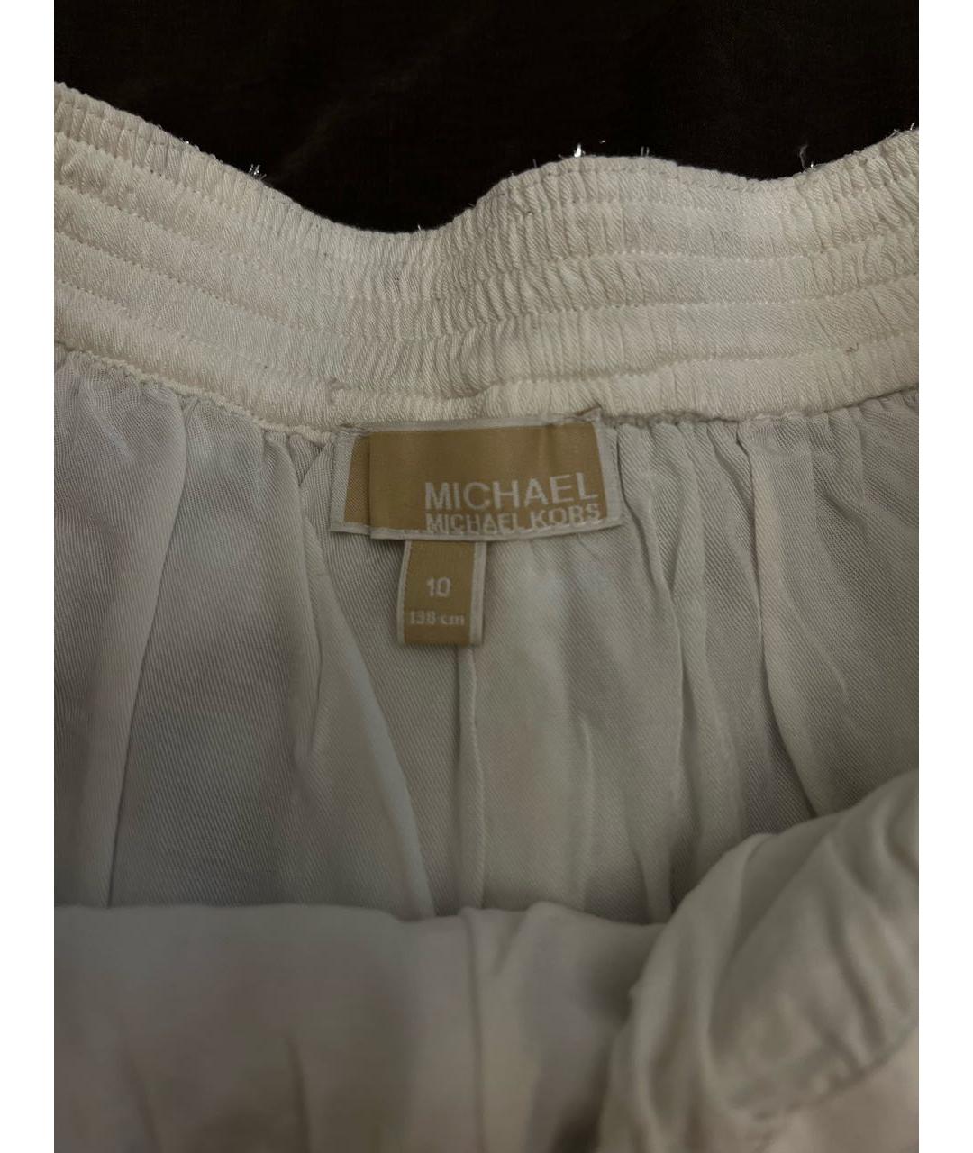 MICHAEL KORS Серебряные полиэстеровые брюки и шорты, фото 2