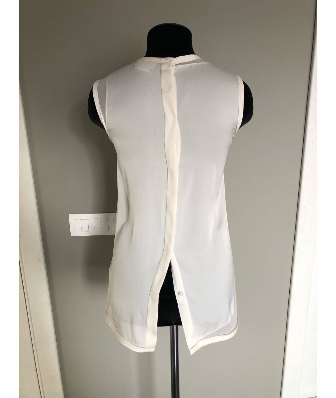 DKNY Бежевая шелковая блузы, фото 2