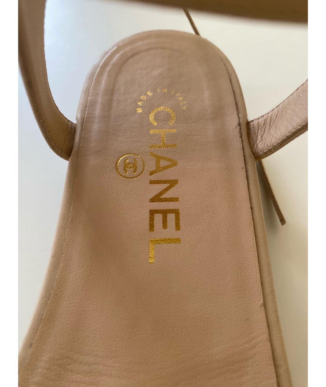 CHANEL Бежевые кожаные босоножки, фото 4