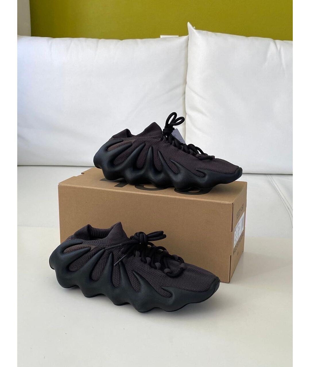 ADIDAS YEEZY Черные текстильные низкие кроссовки / кеды, фото 3