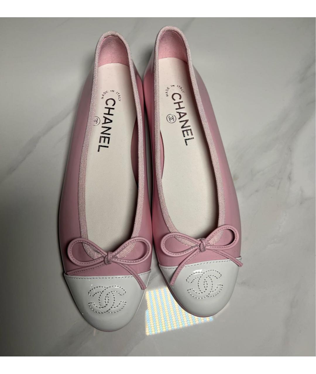 CHANEL Розовые балетки из лакированной кожи, фото 4