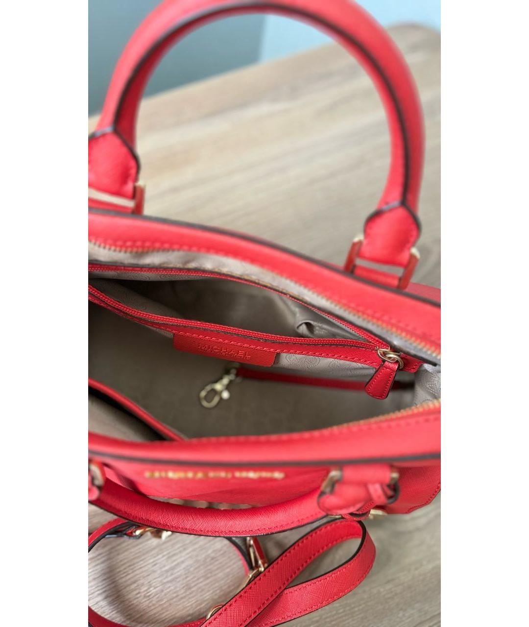 MICHAEL KORS Коралловая кожаная сумка с короткими ручками, фото 3