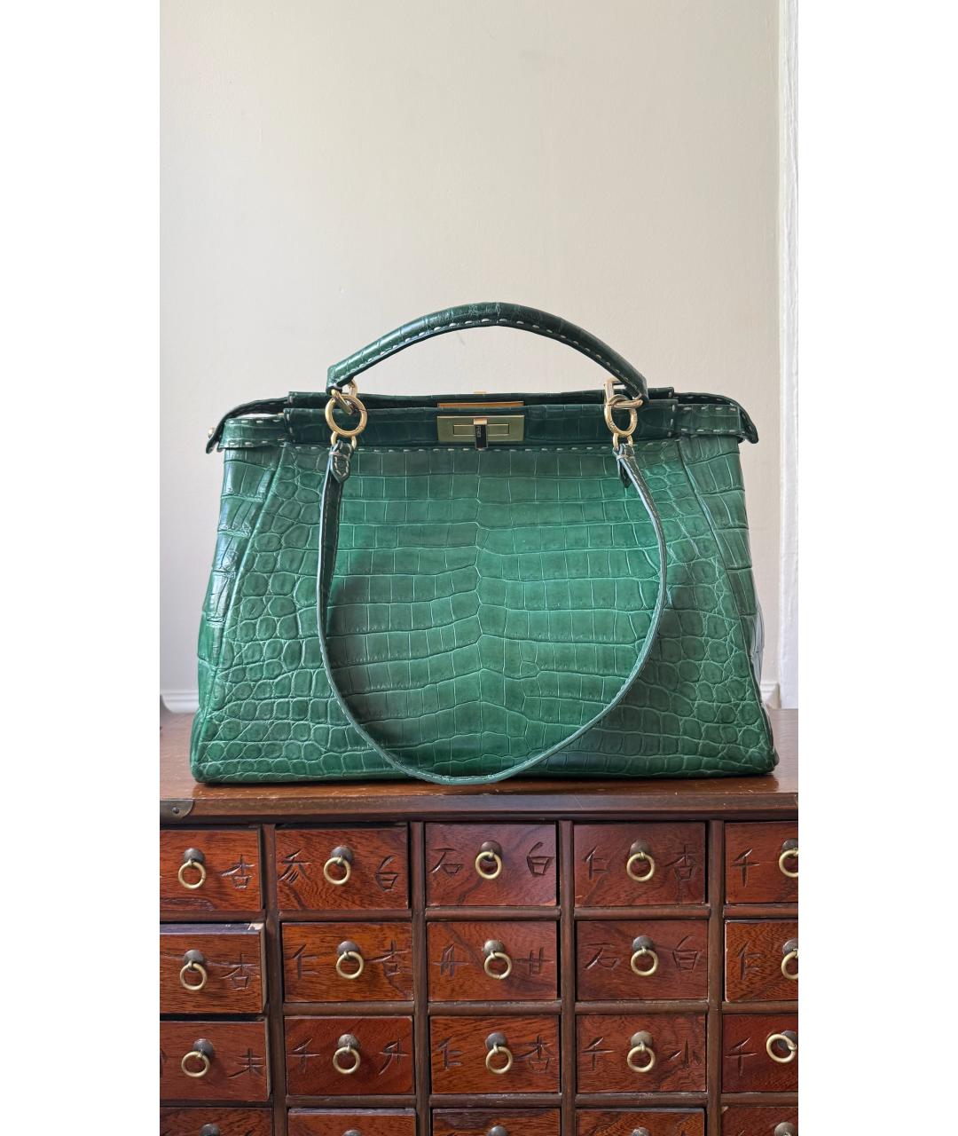 FENDI Зеленая кожаная сумка тоут, фото 2