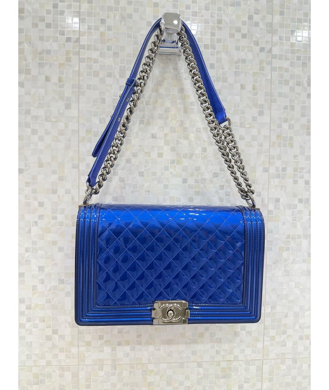 CHANEL Синяя сумка через плечо из лакированной кожи, фото 5
