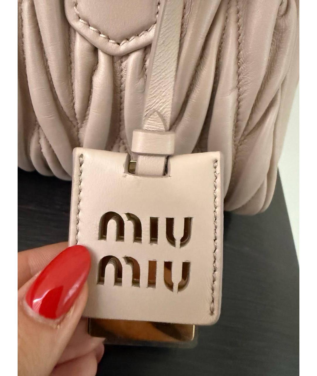 MIU MIU Розовая кожаная сумка с короткими ручками, фото 5