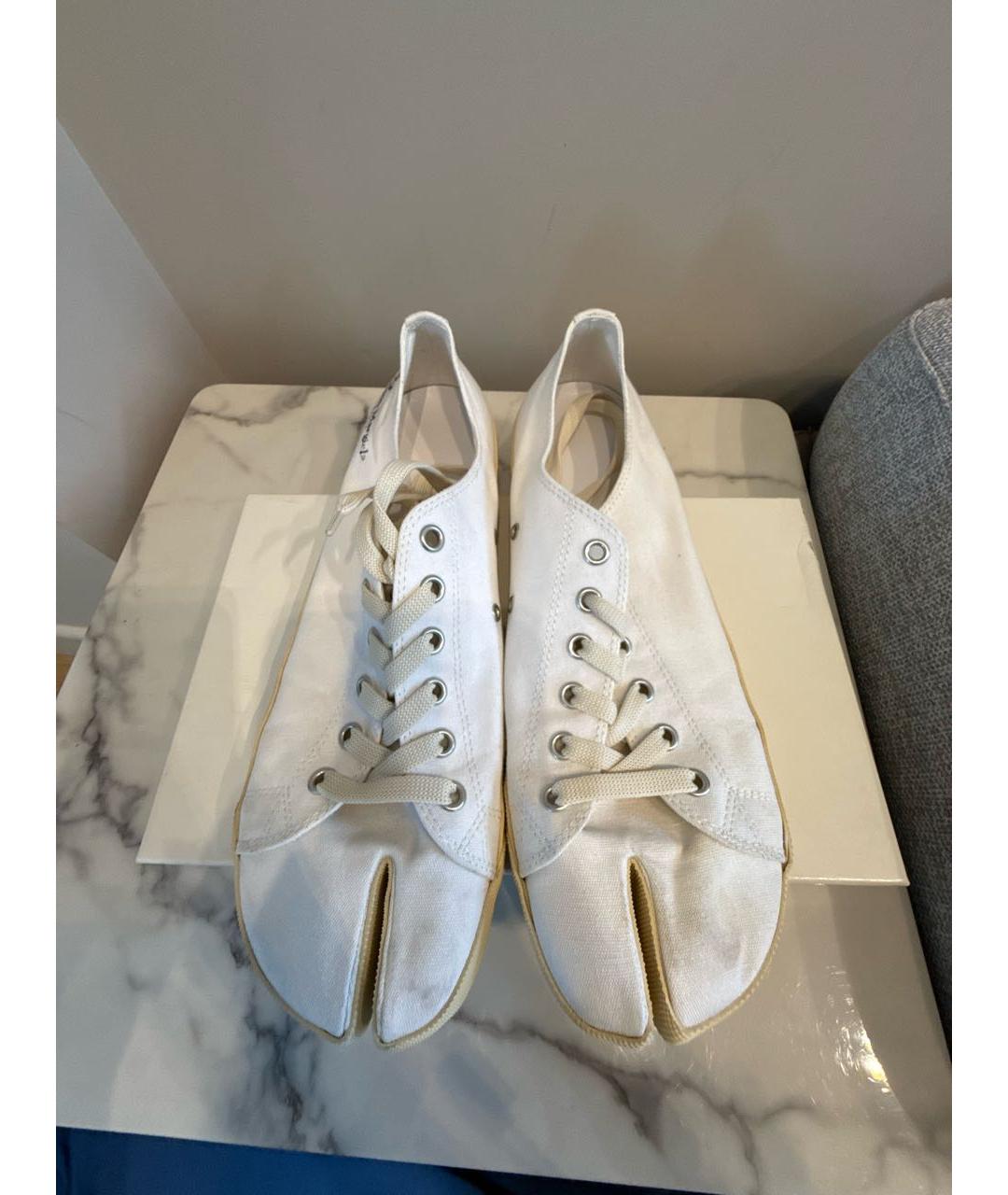 MAISON MARGIELA Белые текстильные низкие кроссовки / кеды, фото 2