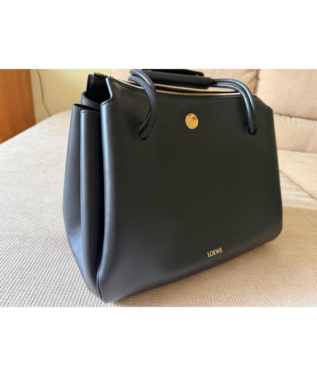 LOEWE Черная кожаная сумка с короткими ручками, фото 8