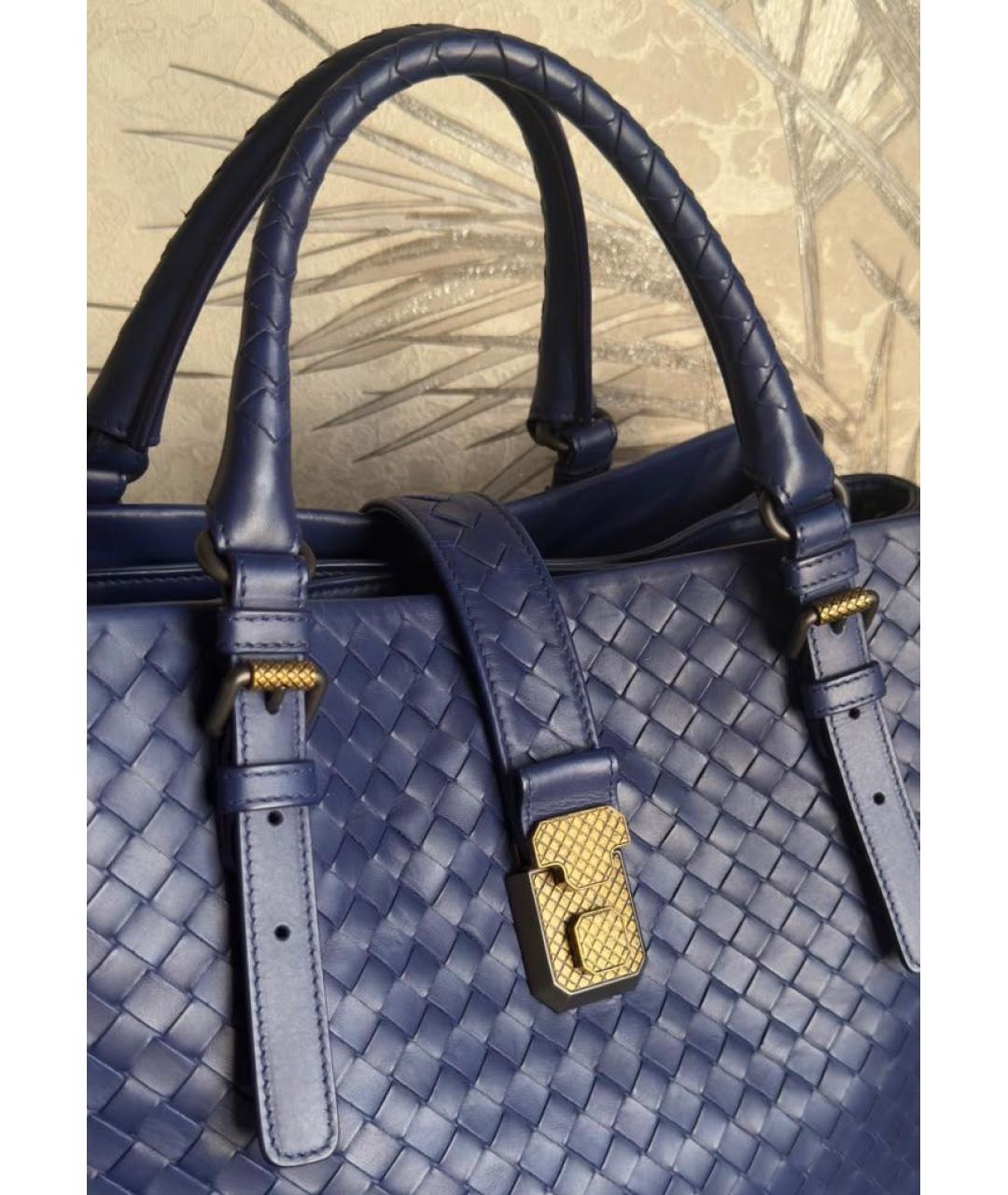 BOTTEGA VENETA Темно-синяя кожаная сумка с короткими ручками, фото 3