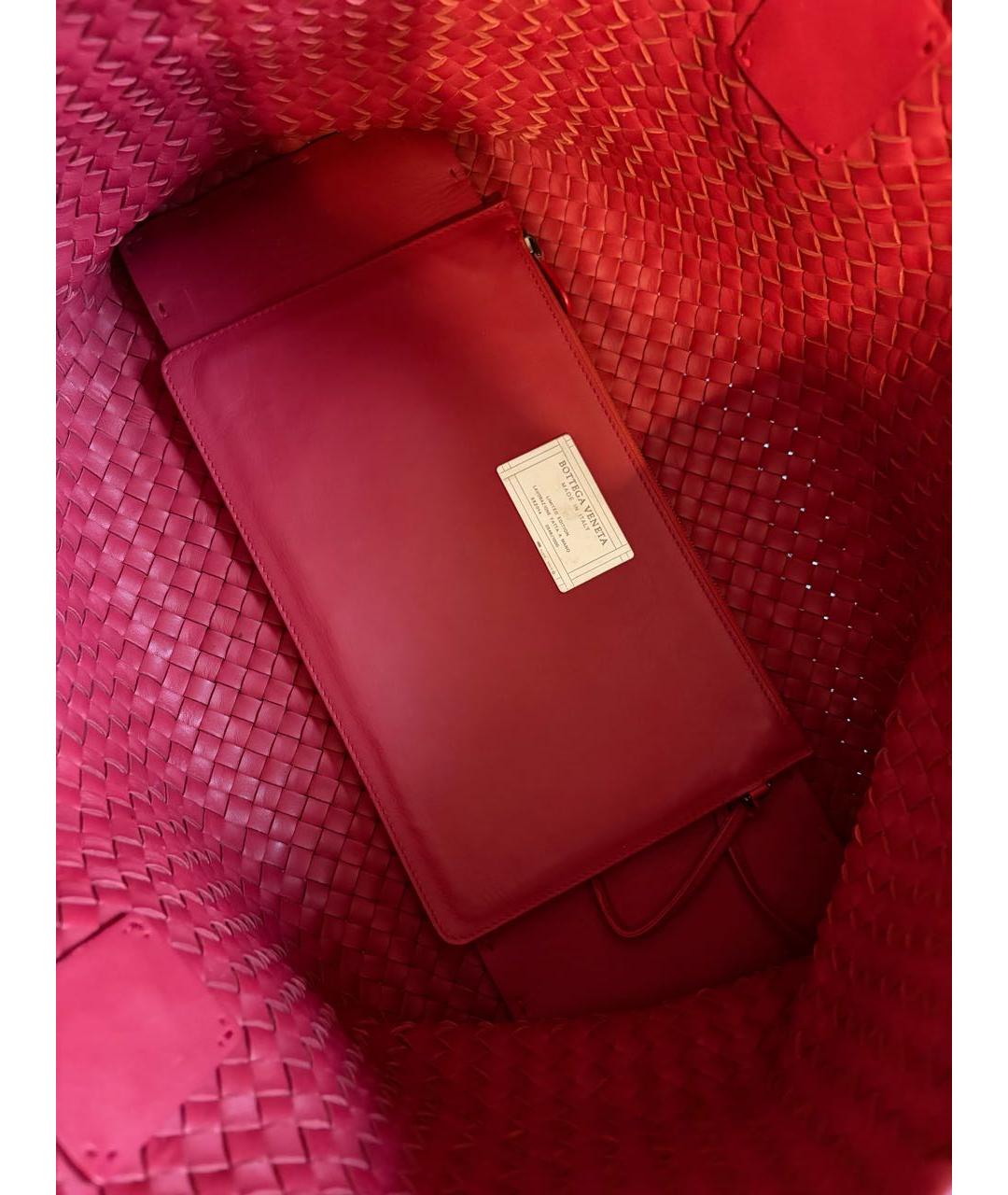 BOTTEGA VENETA Бордовая кожаная сумка тоут, фото 4