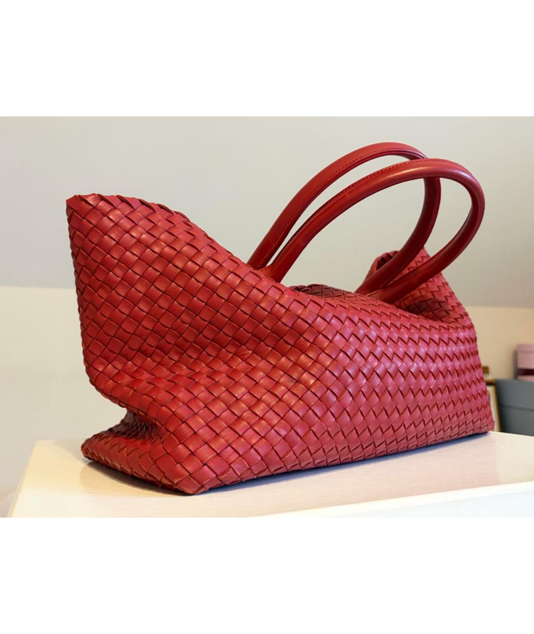 BOTTEGA VENETA Бордовая кожаная сумка тоут, фото 2