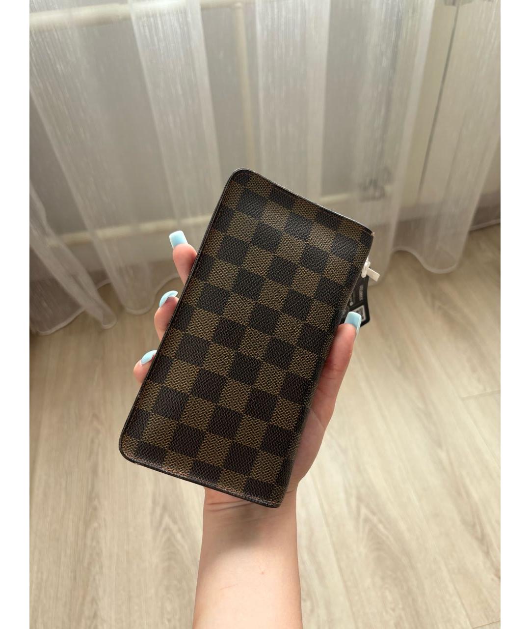 LOUIS VUITTON Коричневый кошелек, фото 2