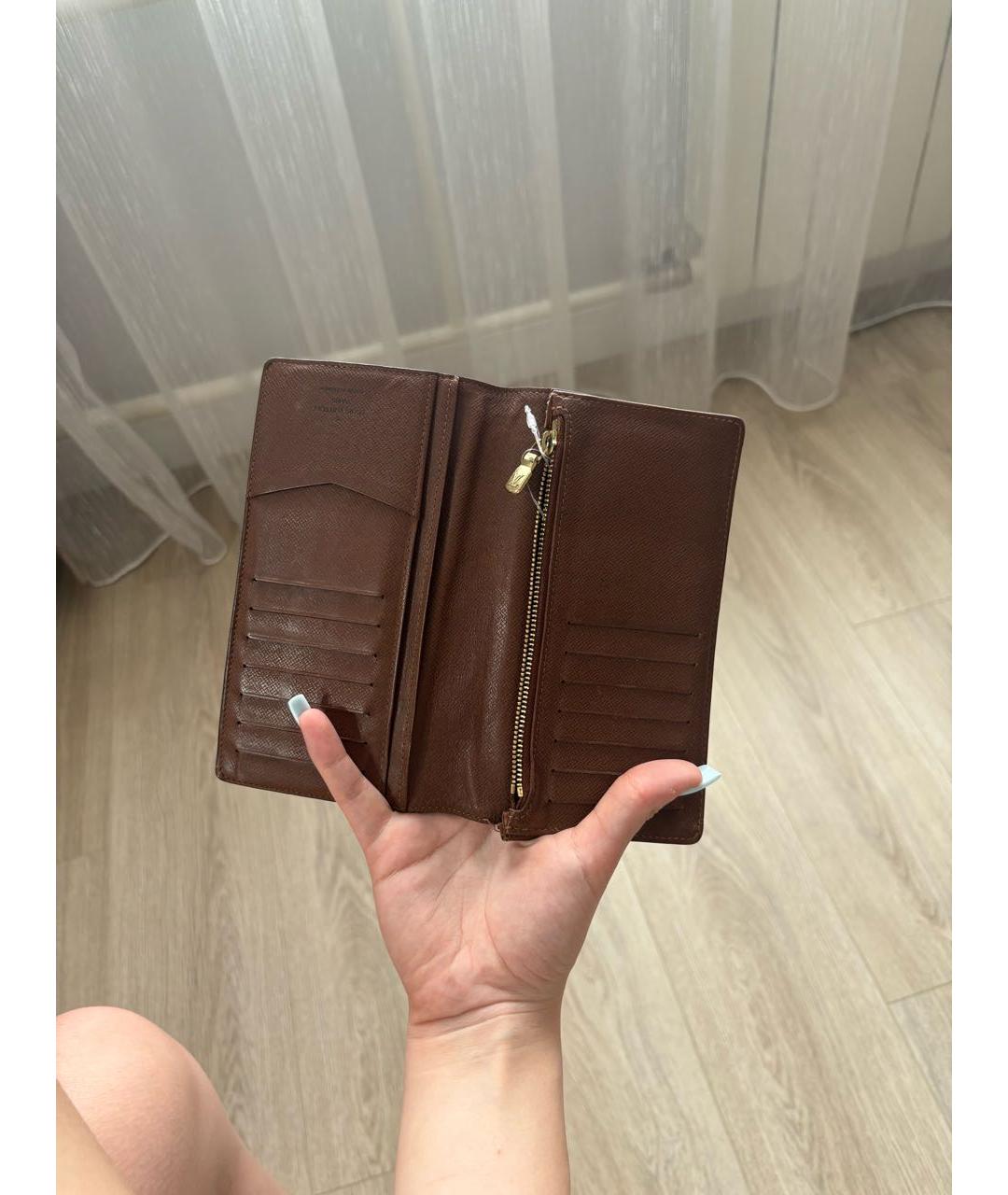 LOUIS VUITTON Коричневый кошелек, фото 3