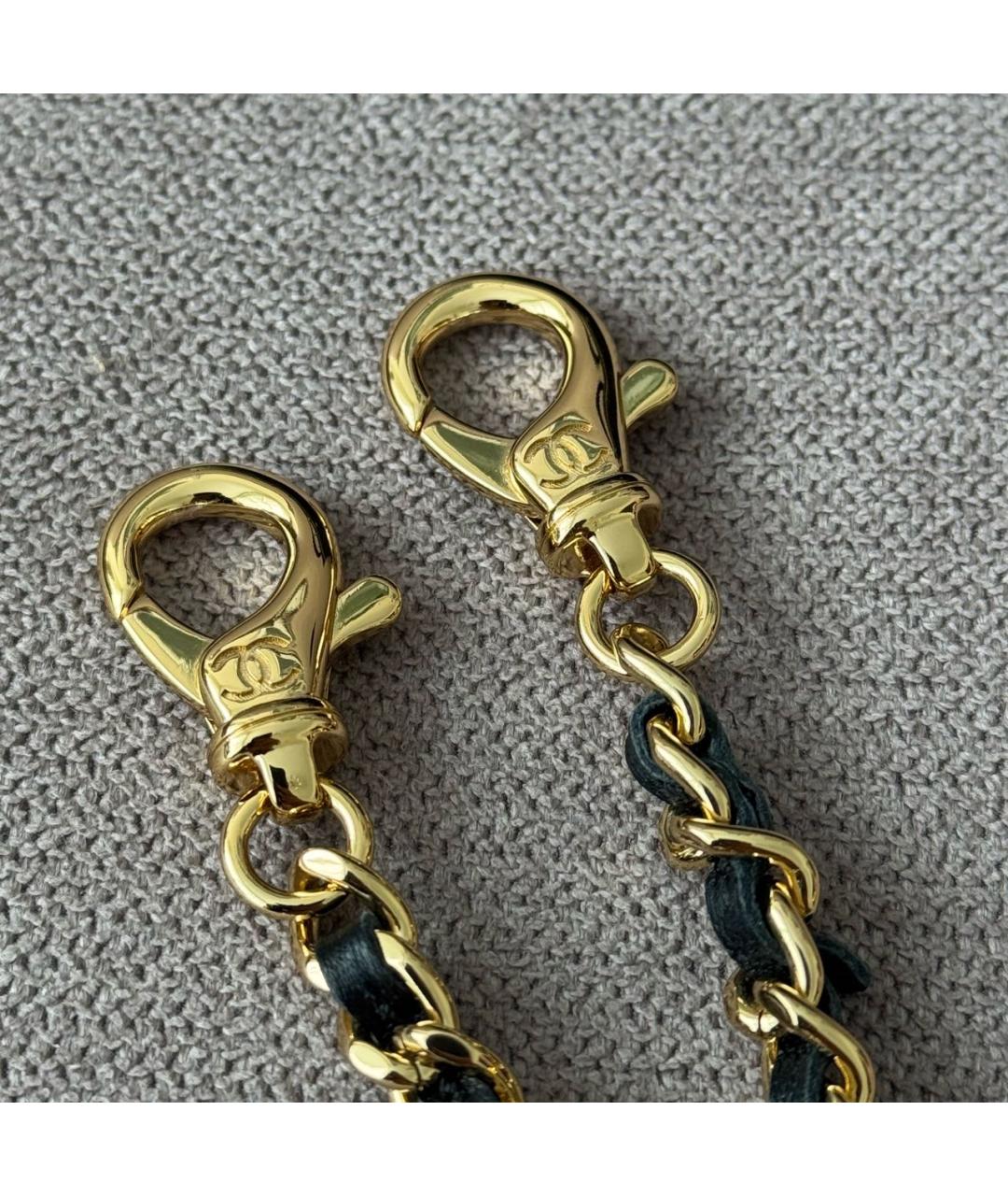CHANEL Черная сумка через плечо из лакированной кожи, фото 7