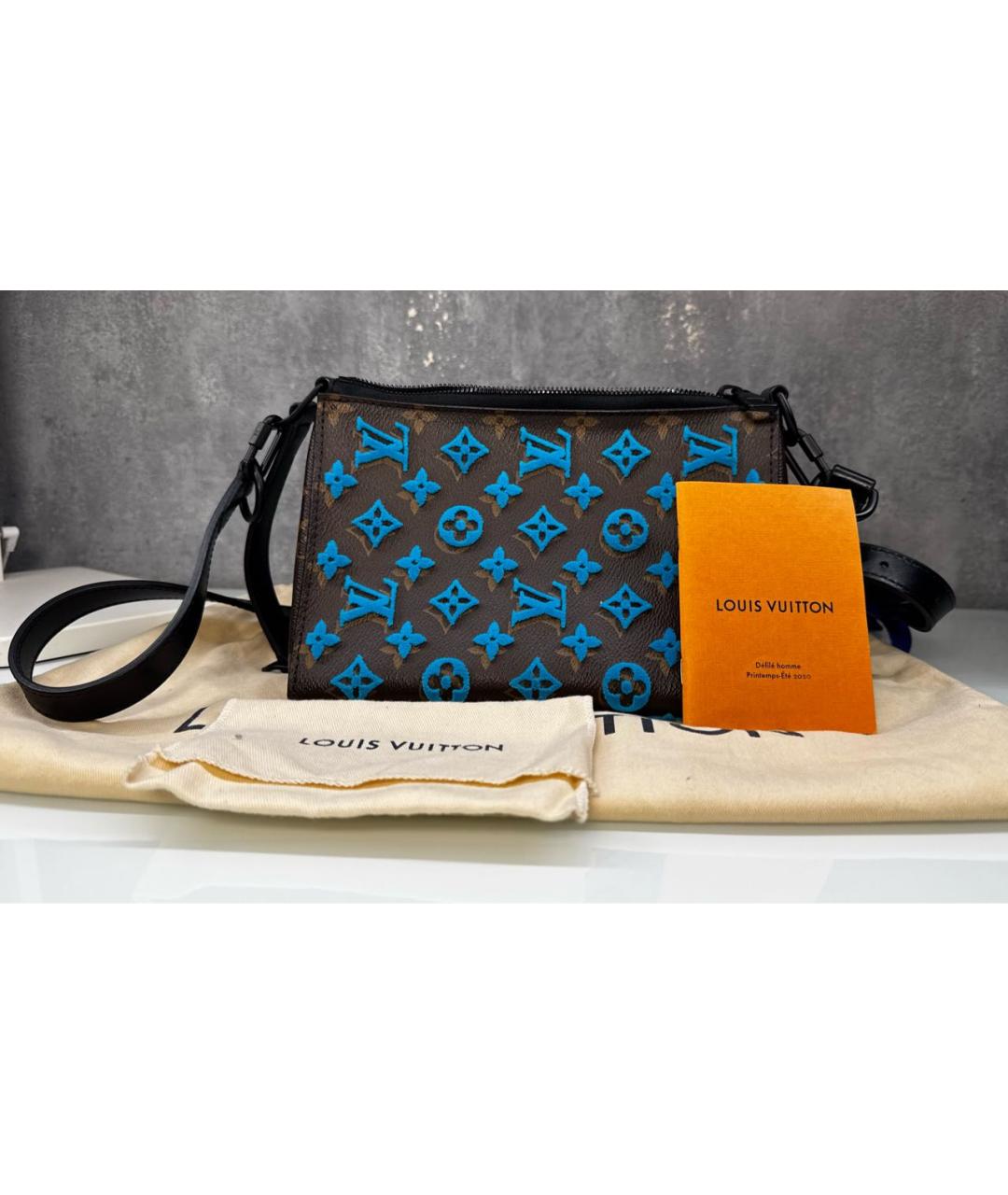 LOUIS VUITTON Коричневая канва сумка на плечо, фото 3