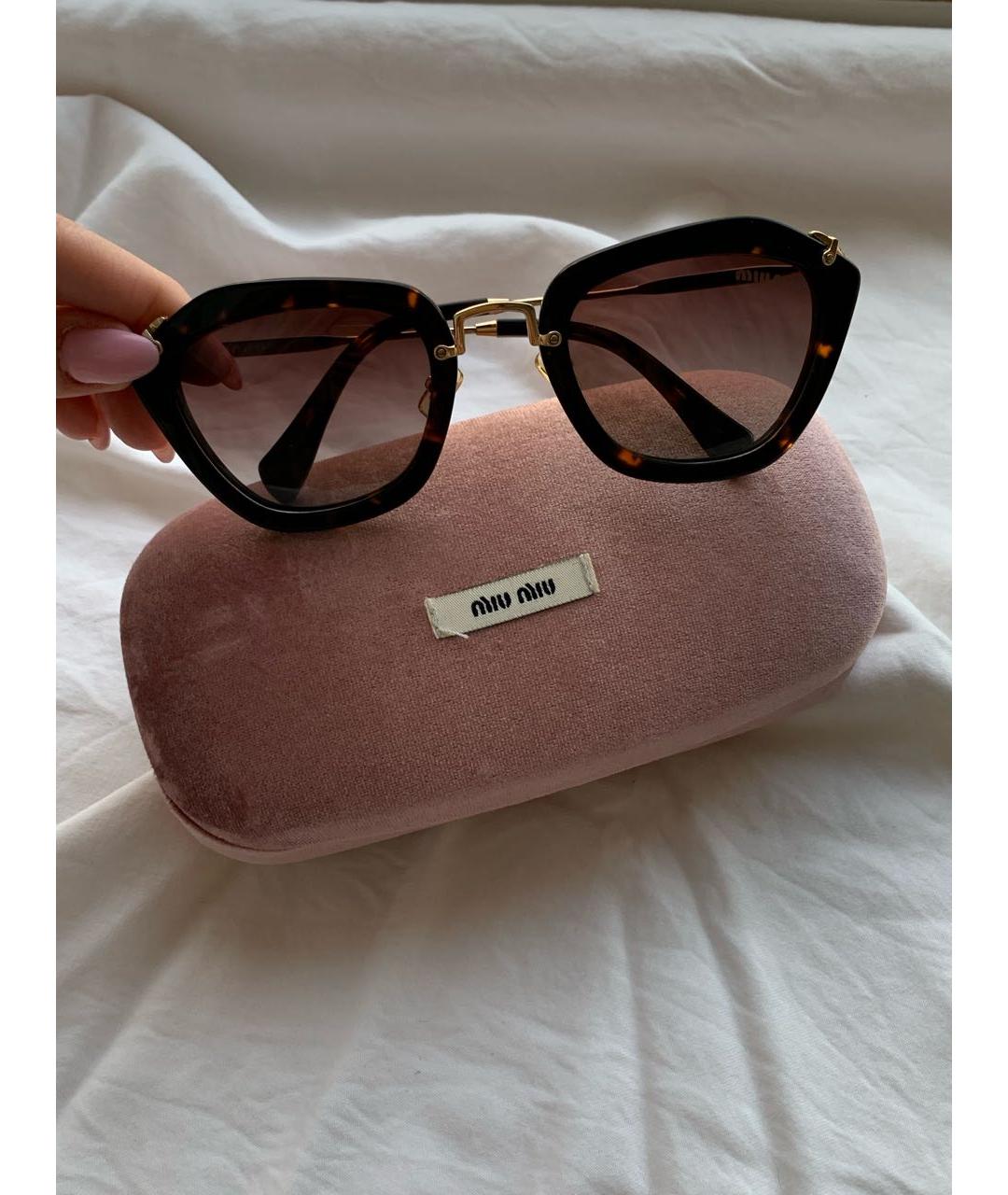 MIU MIU Коричневые пластиковые солнцезащитные очки, фото 5