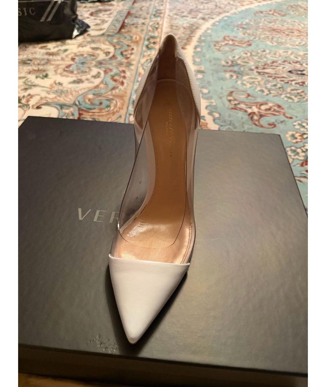 GIANVITO ROSSI Белые кожаные туфли, фото 2