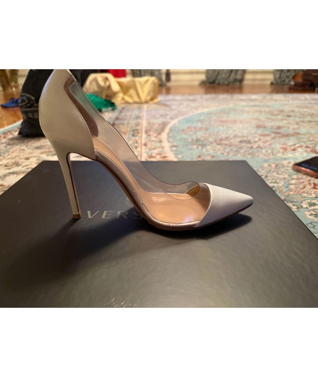 GIANVITO ROSSI Белые кожаные туфли, фото 5