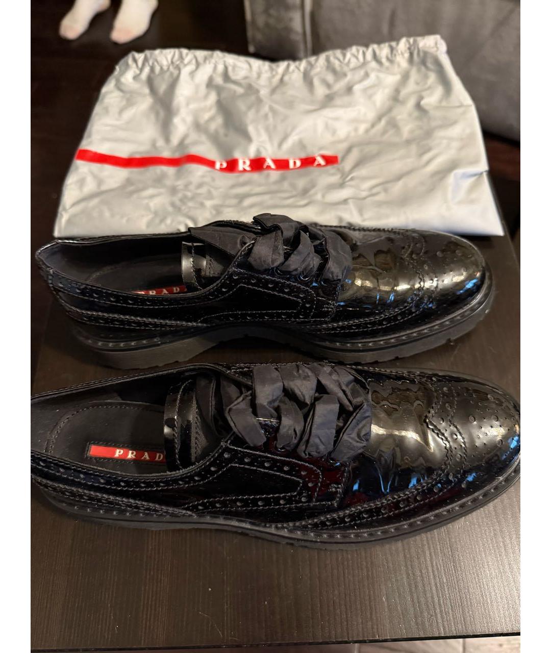 PRADA Черные лоферы из лакированной кожи, фото 3