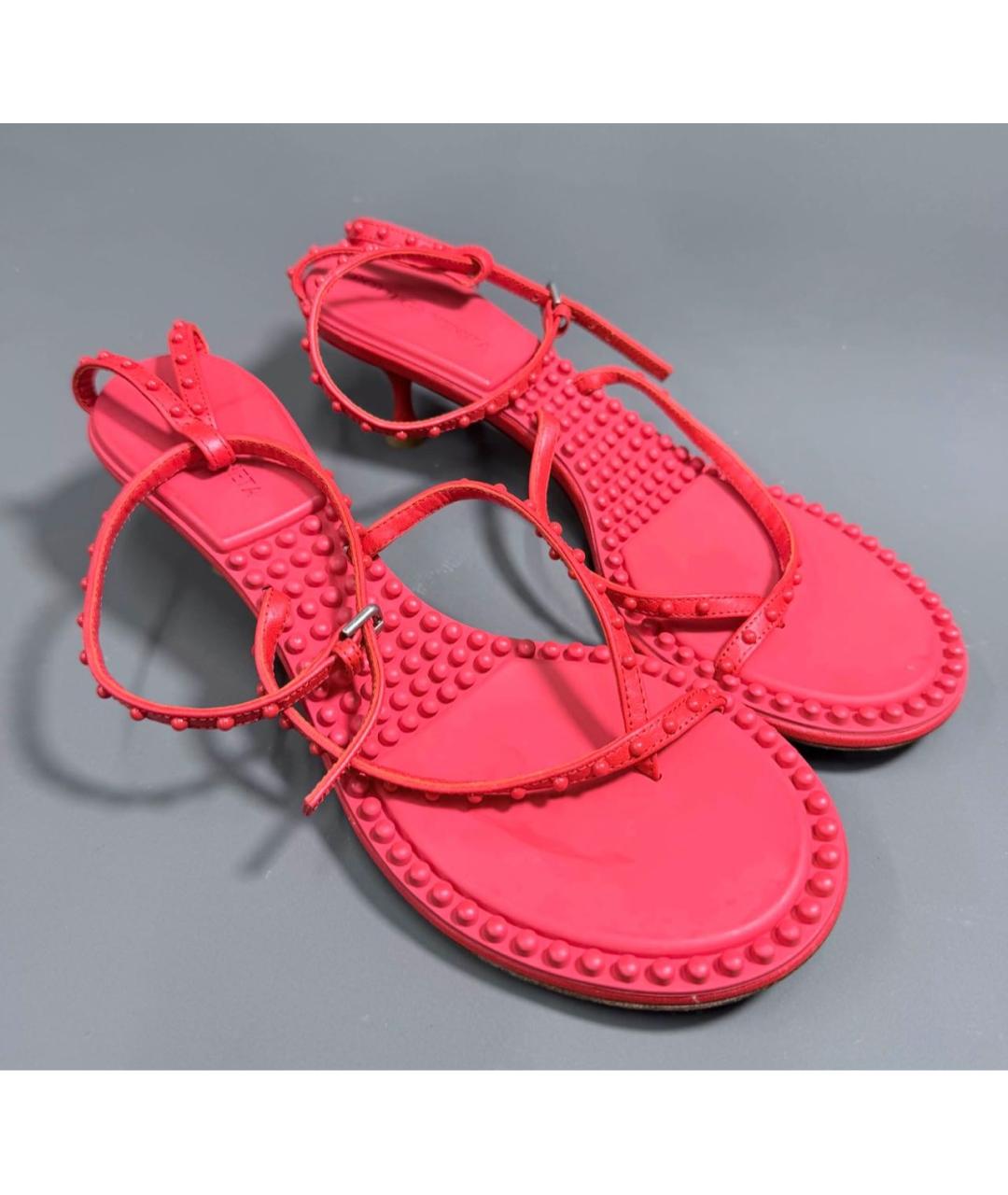 BOTTEGA VENETA Красные кожаные босоножки, фото 8
