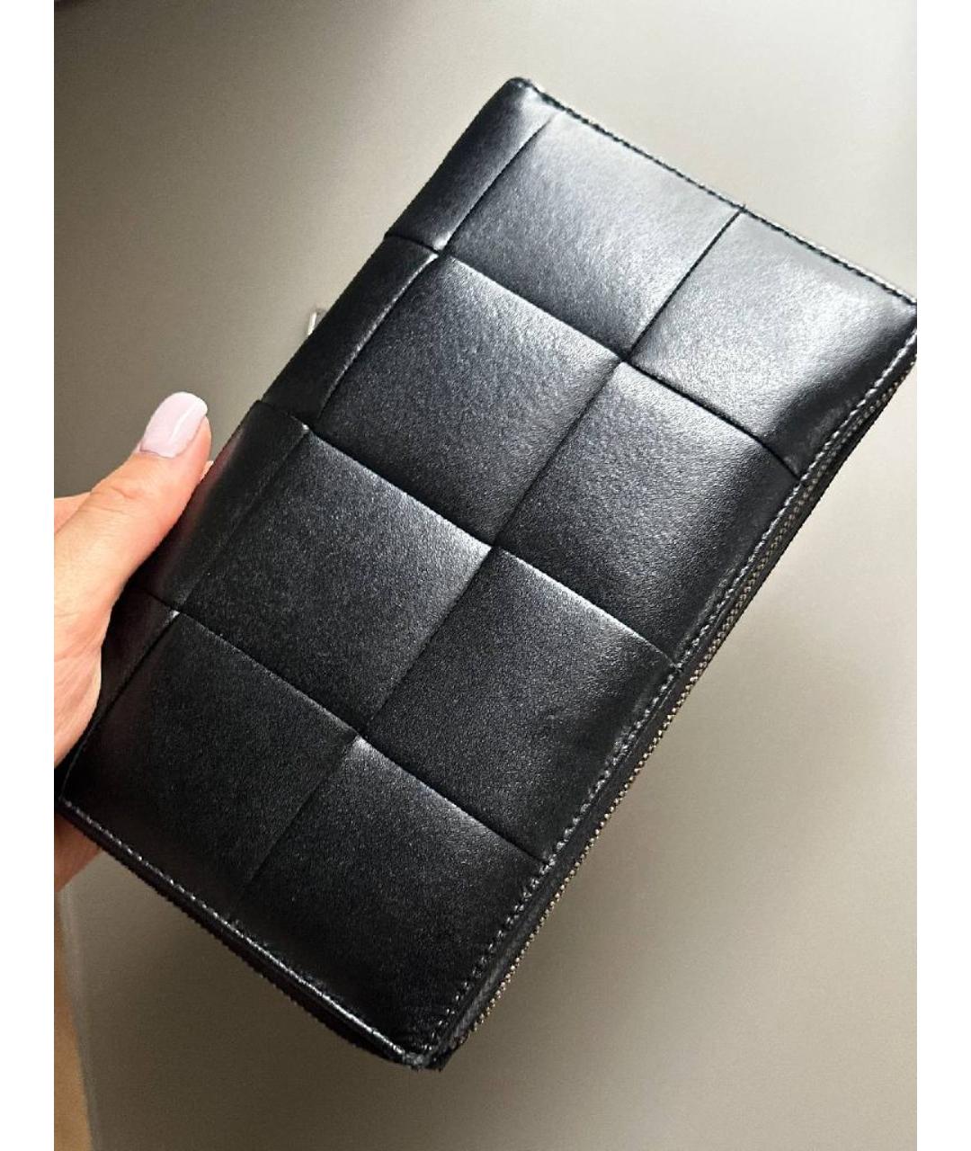 BOTTEGA VENETA Черный кожаный кошелек, фото 2