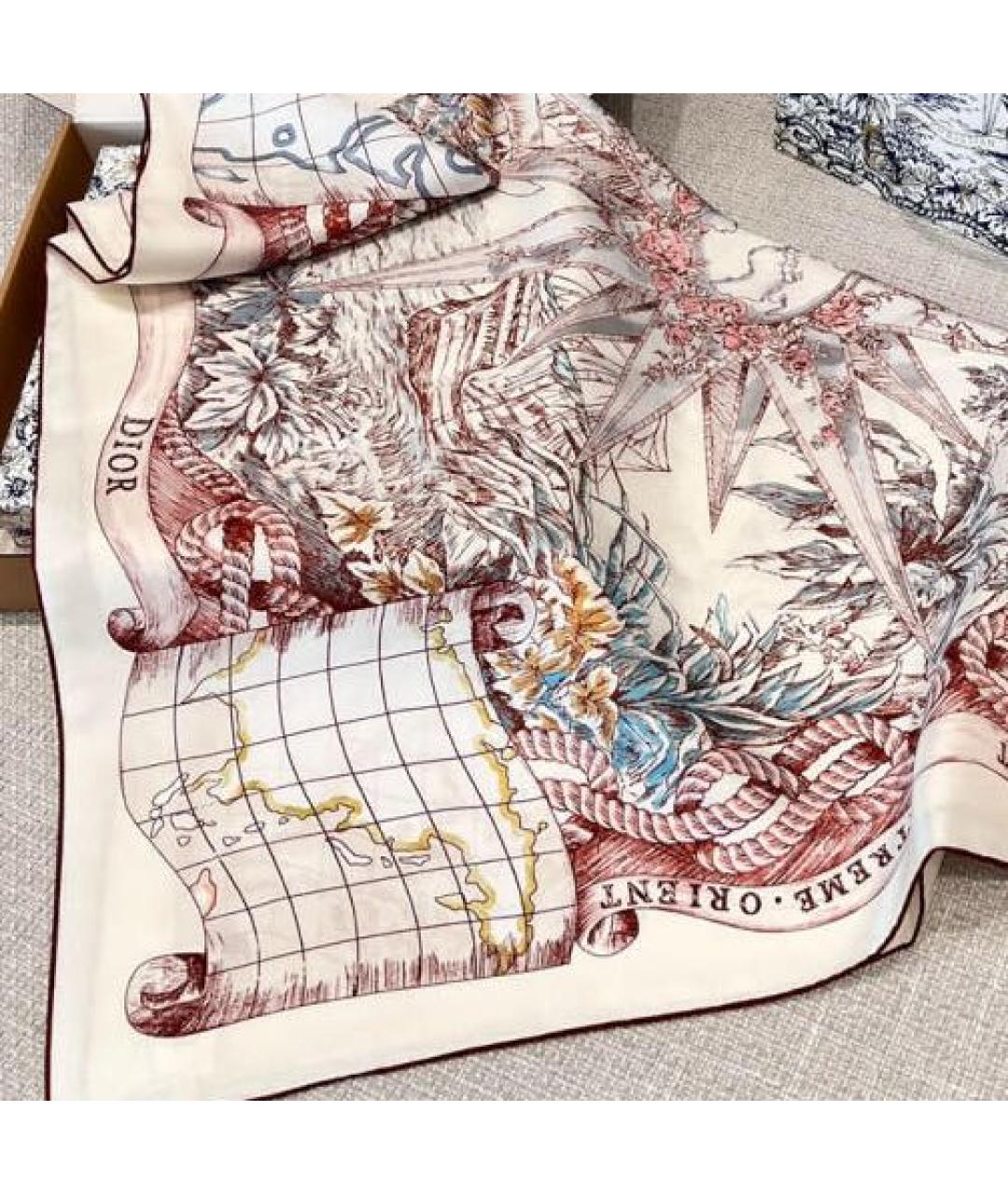 CHRISTIAN DIOR Коралловый шелковый платок, фото 4