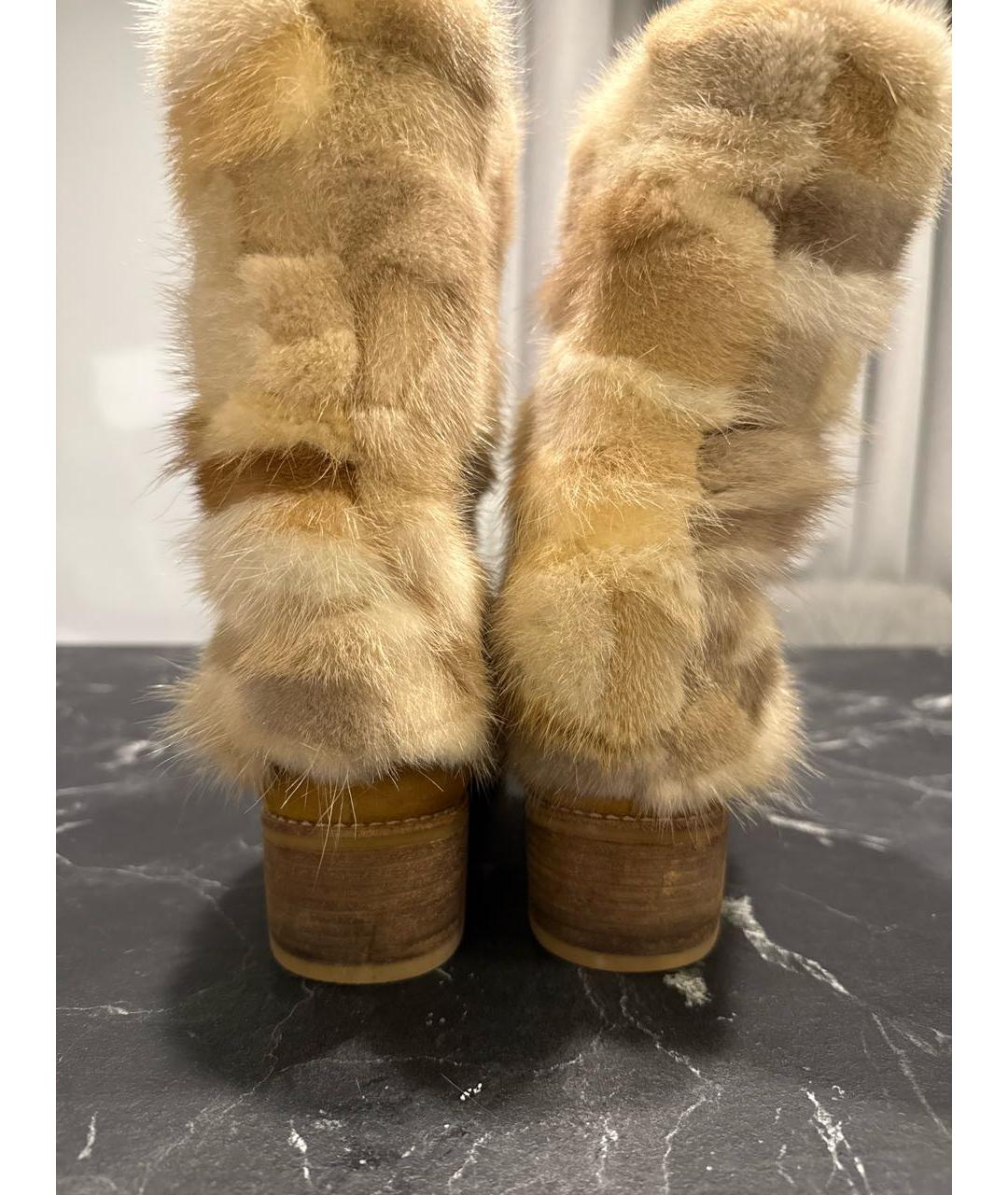 STUART WEITZMAN Горчичные замшевые сапоги, фото 4