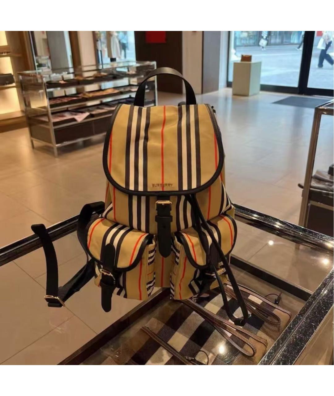 BURBERRY Бежевый рюкзак, фото 2