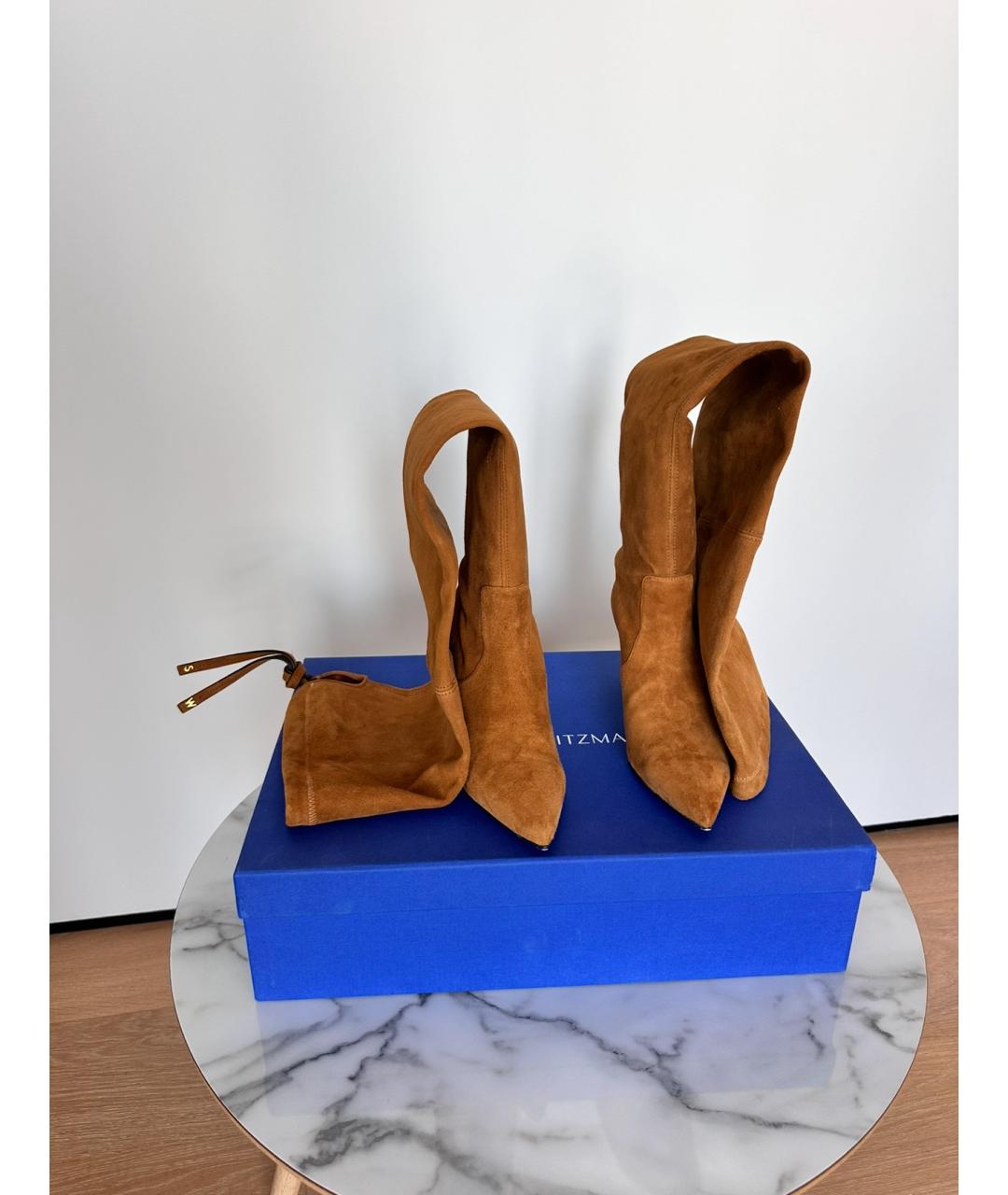 STUART WEITZMAN Горчичные замшевые ботфорты, фото 2