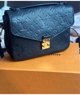 LOUIS VUITTON Сумка через плечо