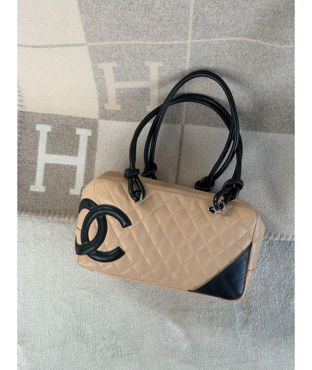 CHANEL Бежевая кожаная сумка тоут, фото 2