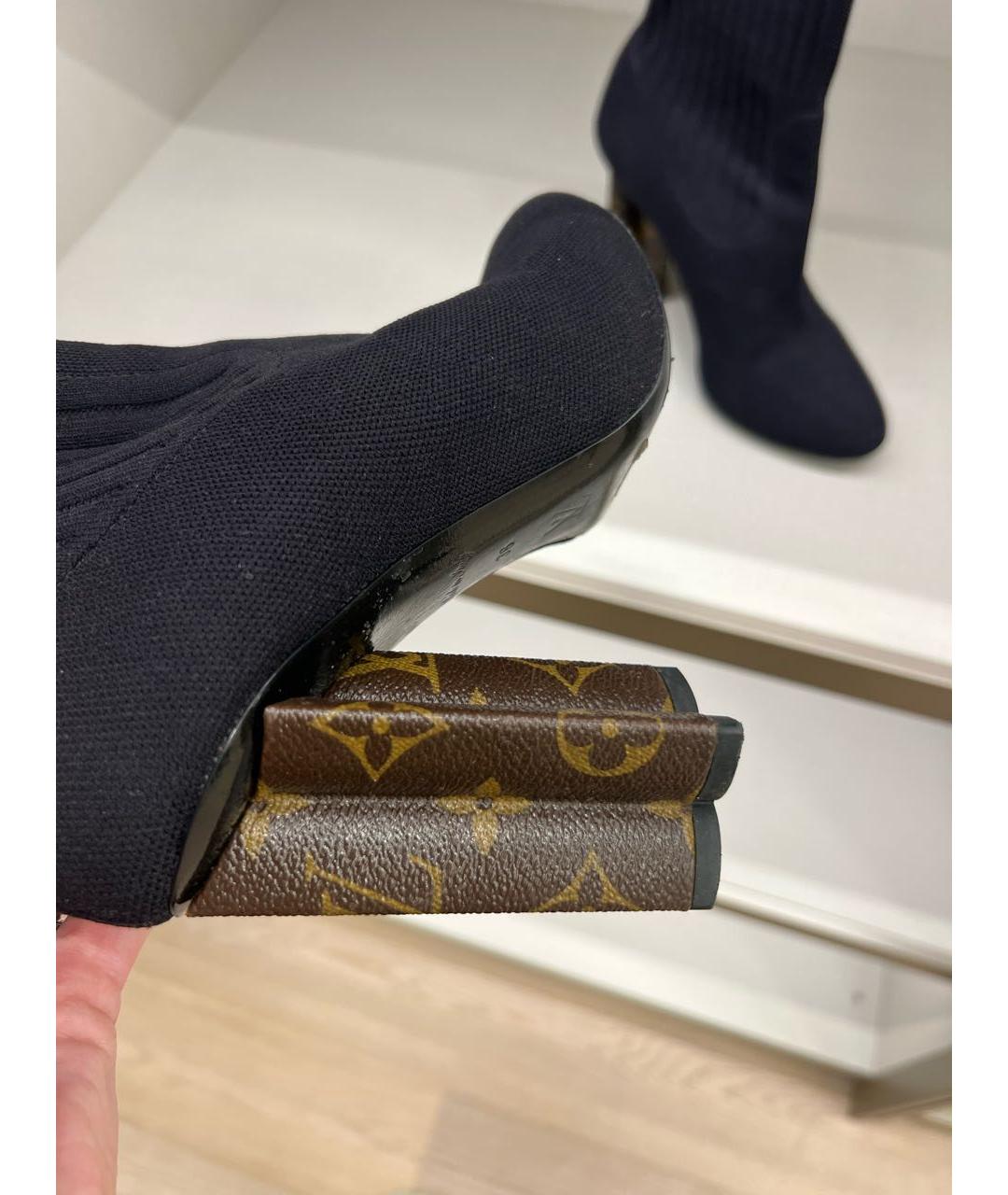 LOUIS VUITTON Черные ботильоны, фото 4