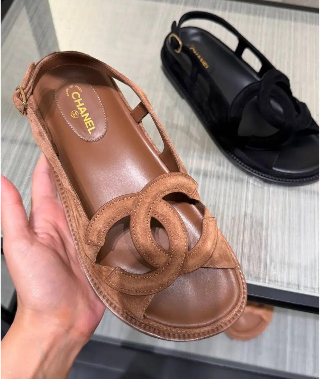 CHANEL Коричневые замшевые сандалии, фото 2