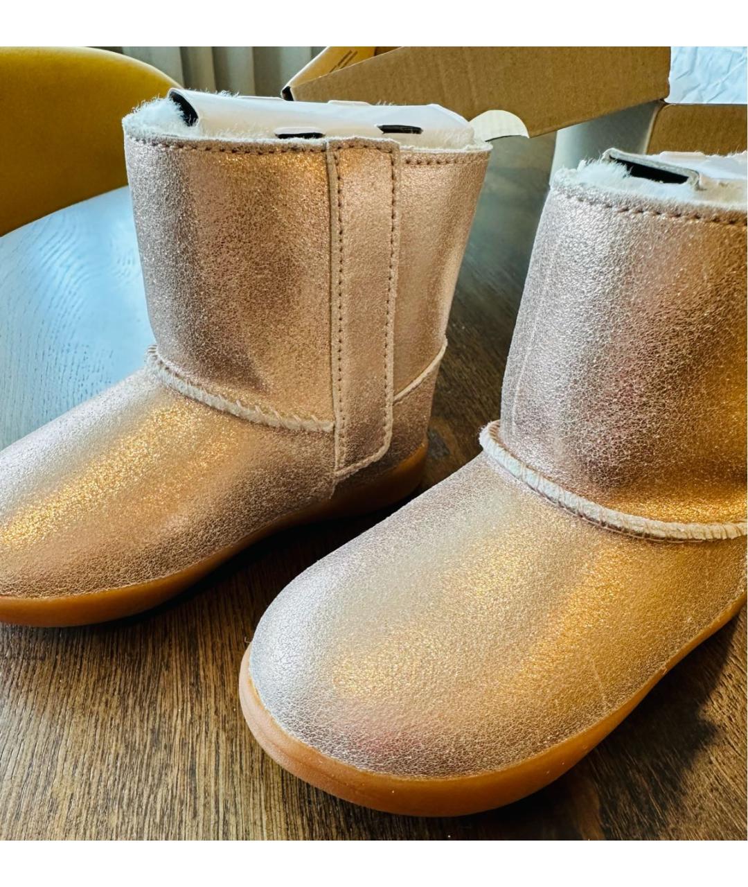 UGG Розовые кожаные сапоги, фото 3