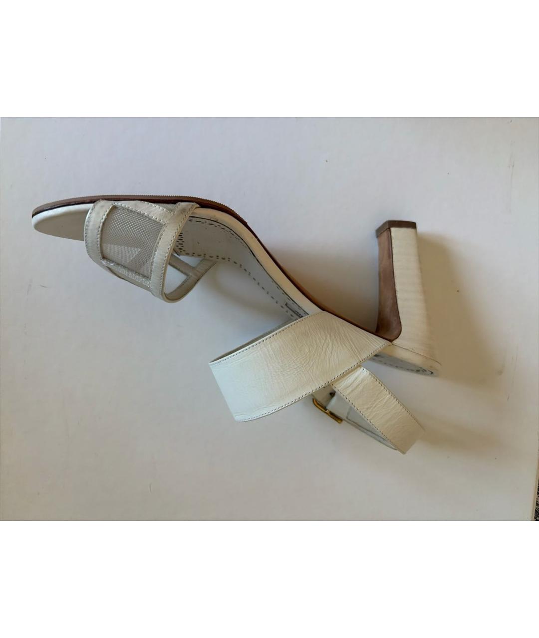 MANOLO BLAHNIK Белые кожаные босоножки, фото 7