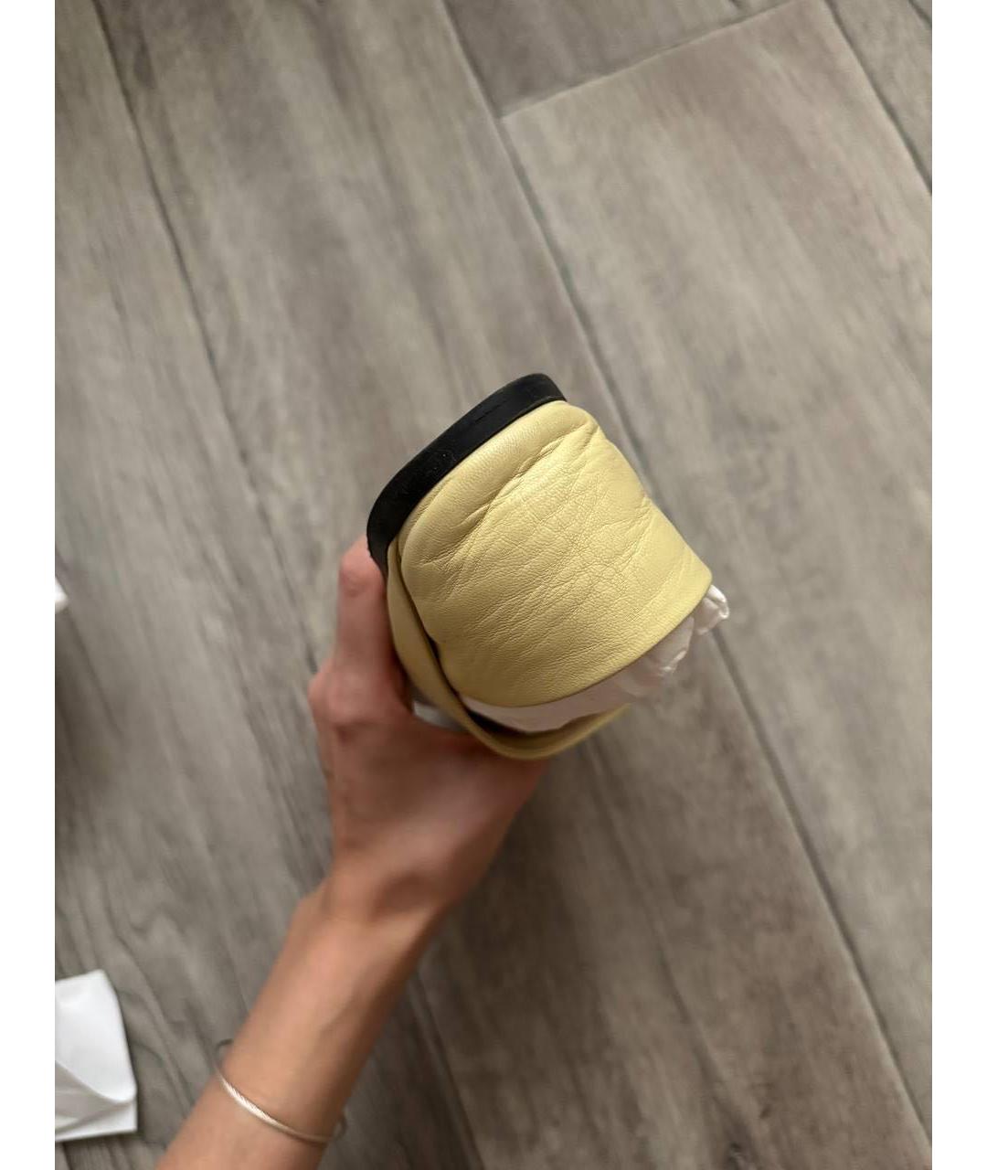 LOEWE Желтые кожаные лоферы, фото 6